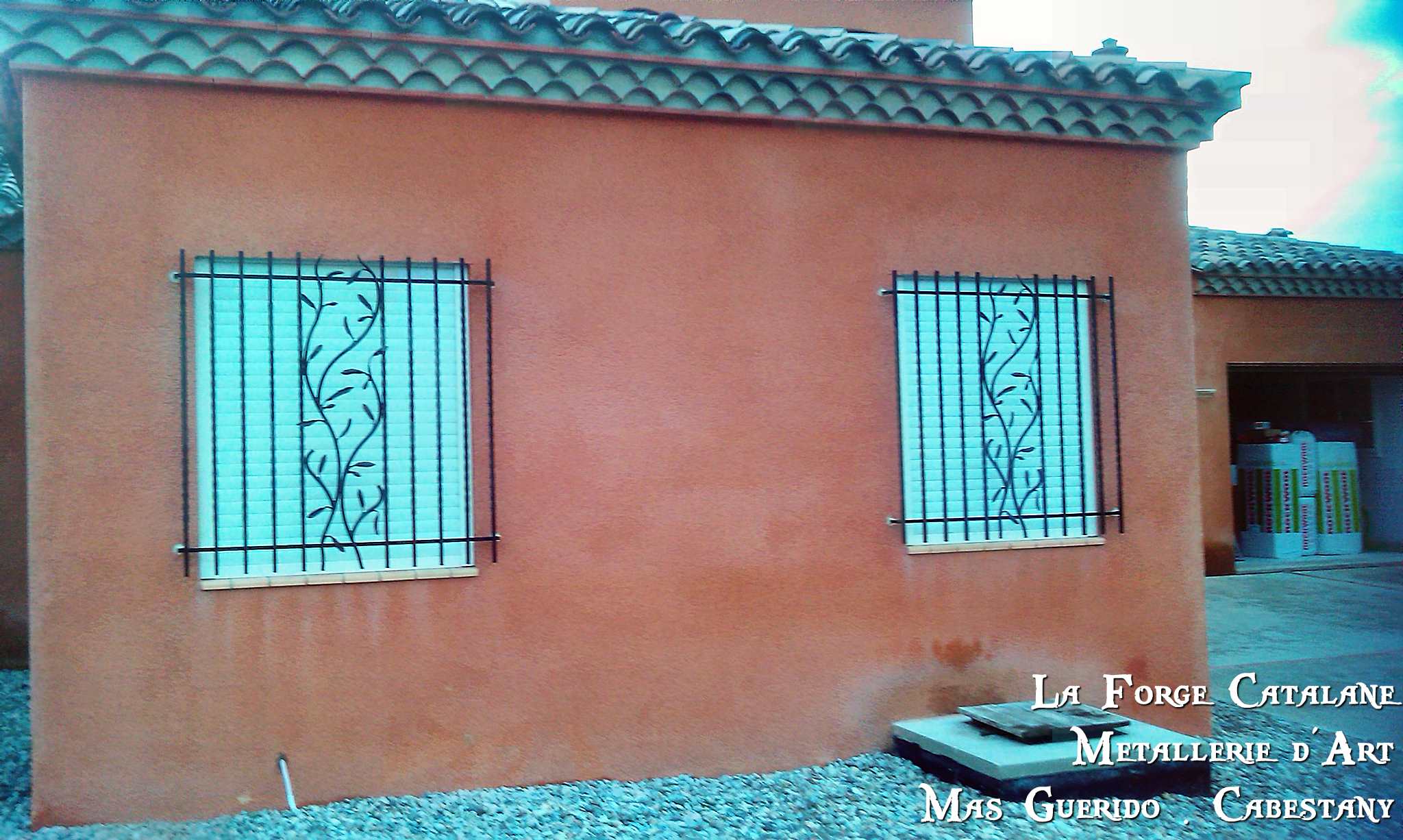 grille de protection rameau olivier travaille a la forge a chaud forge catalane.jpg